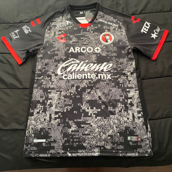 xolos de tijuana jersey